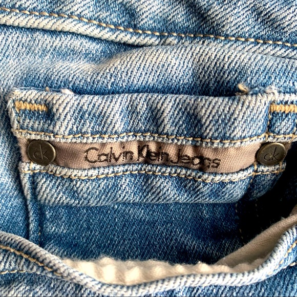 Calvin Klein slim boyfriend jeans sz 29 light wash whiskering button fly quality - Picture 9 of 11